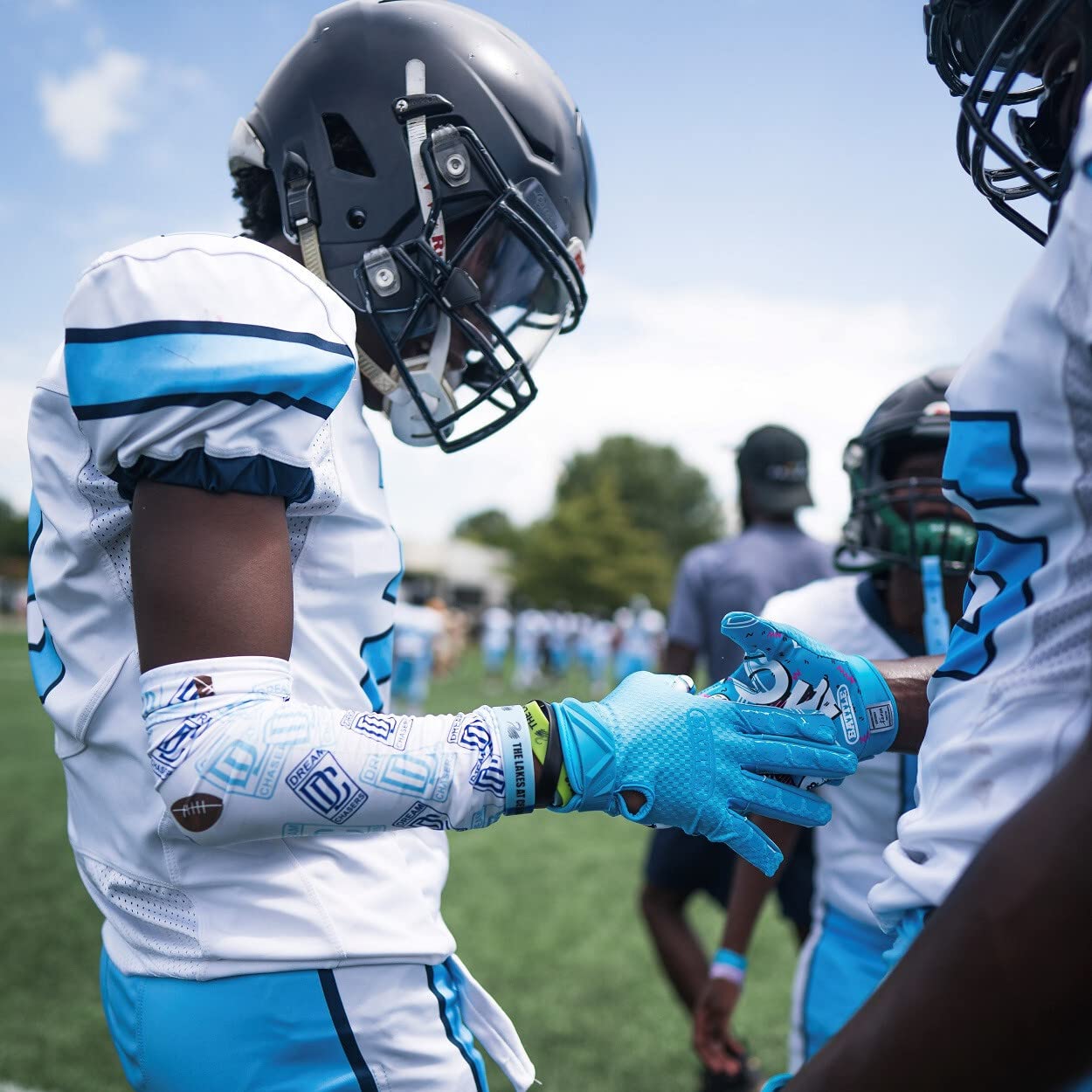 Battle Sports Back of Hand Wide Receiver Football Gloves, Ultra-Tack Sticky & Grip, No Slip - Adult & Youth - Image 5